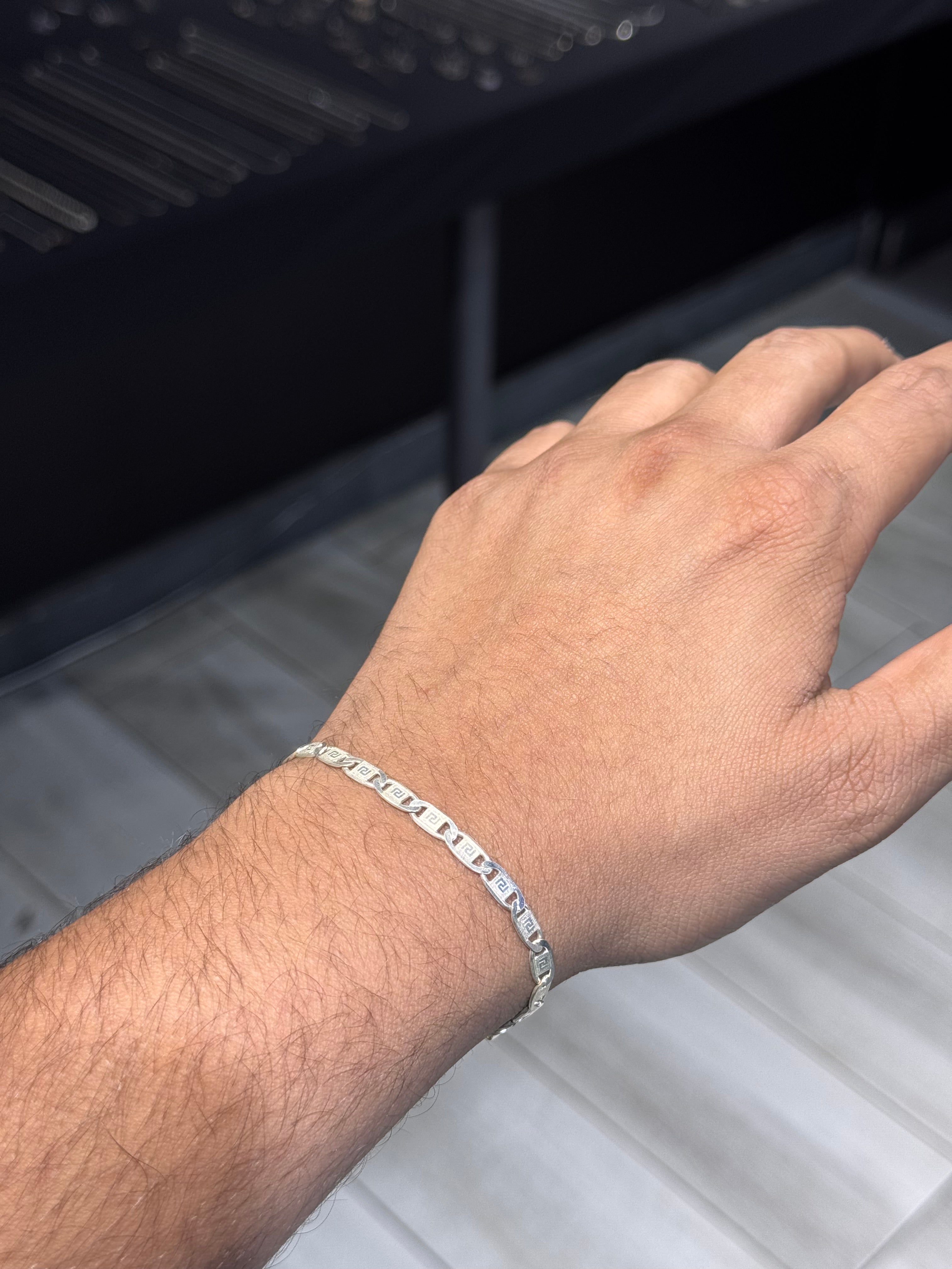 Euro shape bracelet