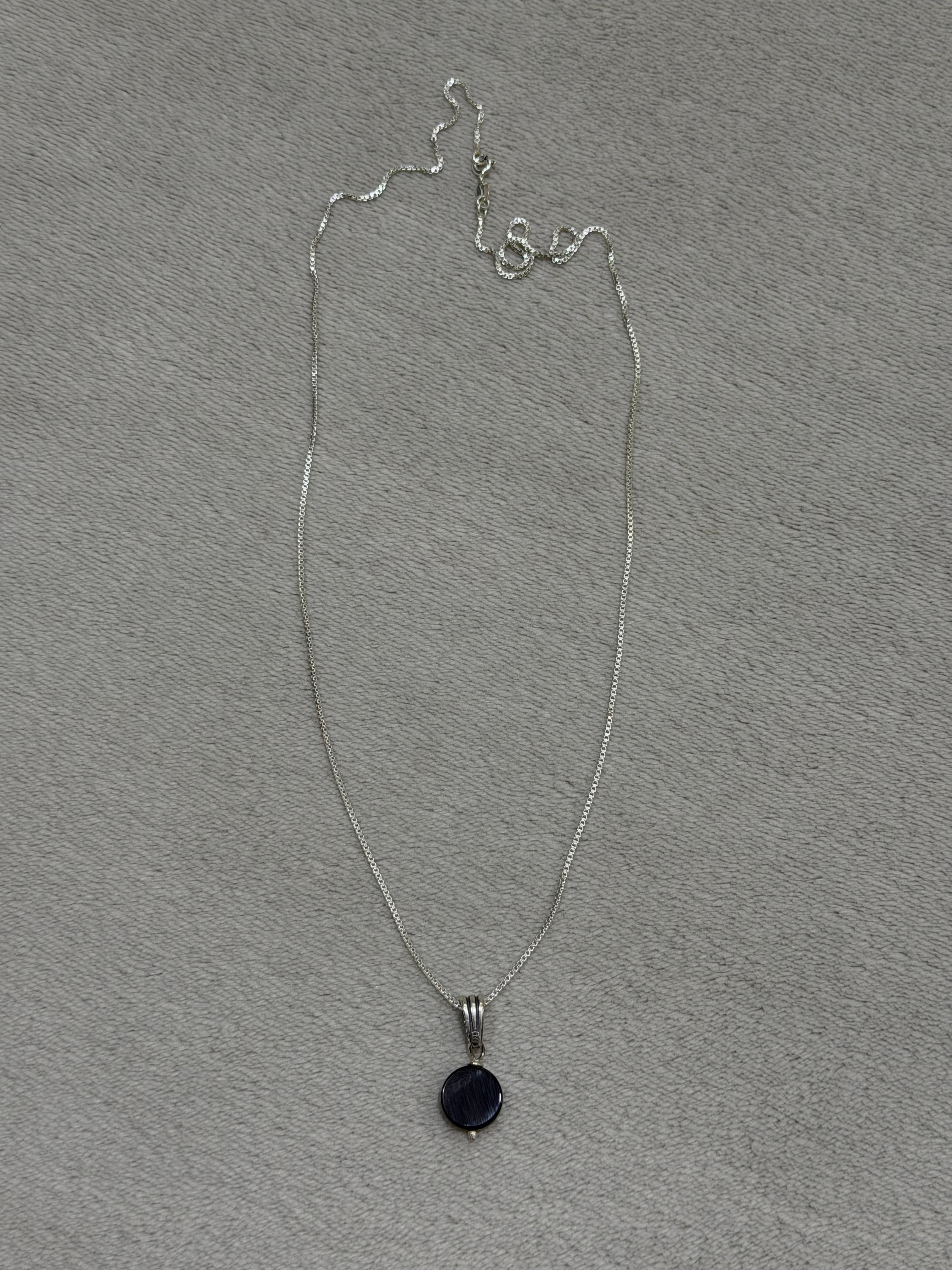 Original Italian boxes necklace with natural onyx stone