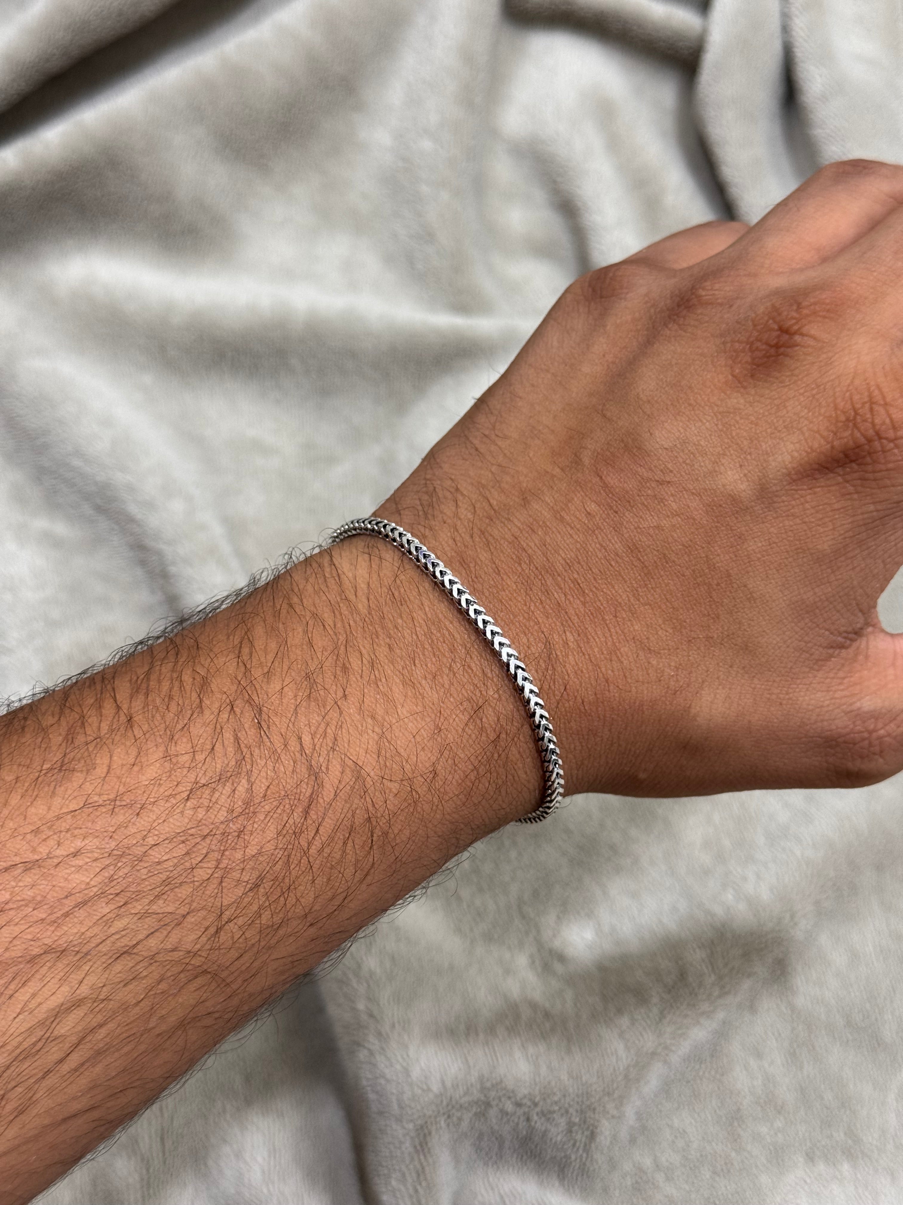 Arrows bracelet