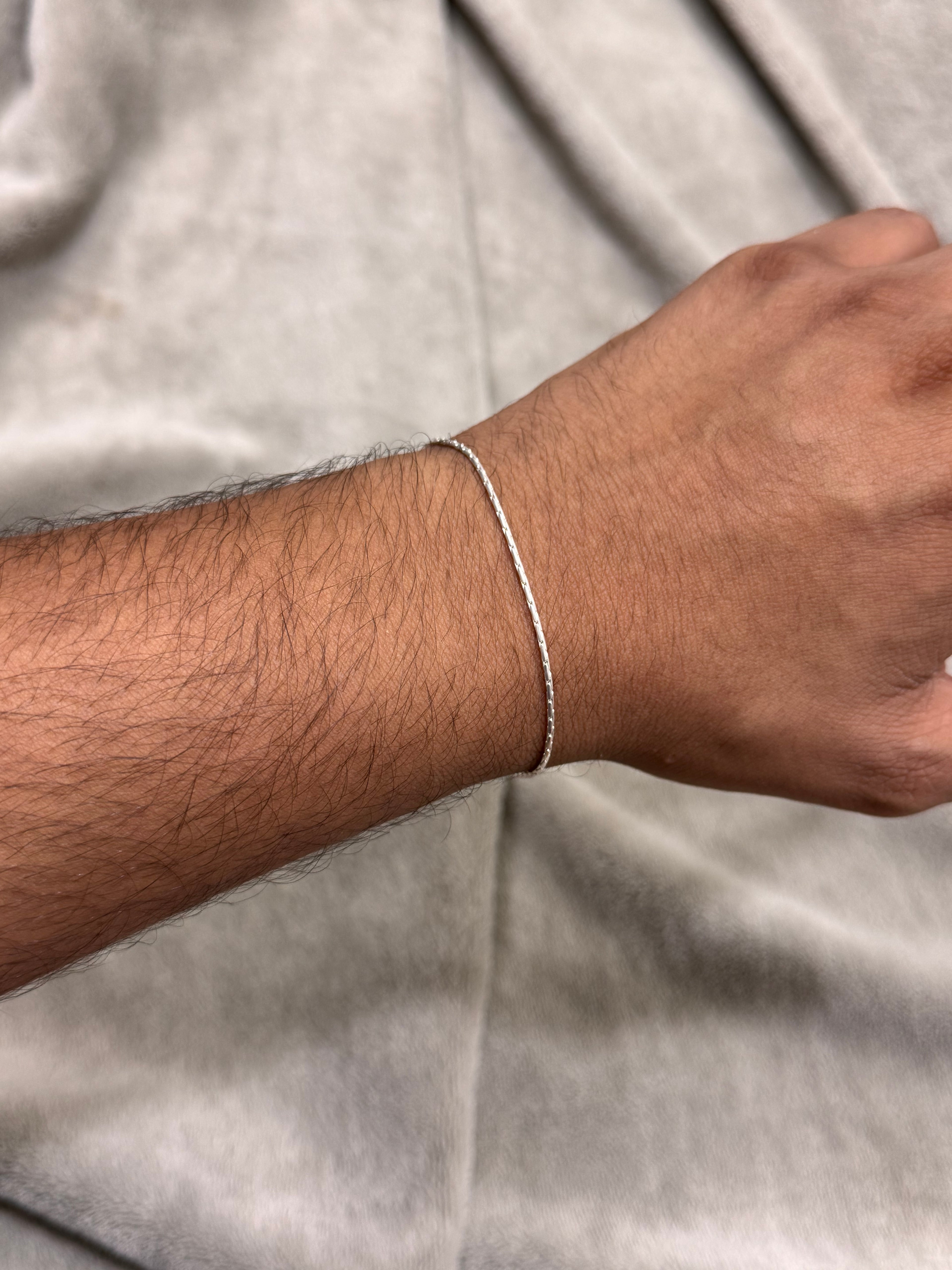 Narrow rings bracelet